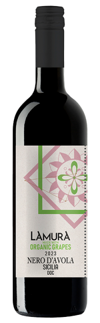 Nero d'Avola  Sicilia DOC bottle